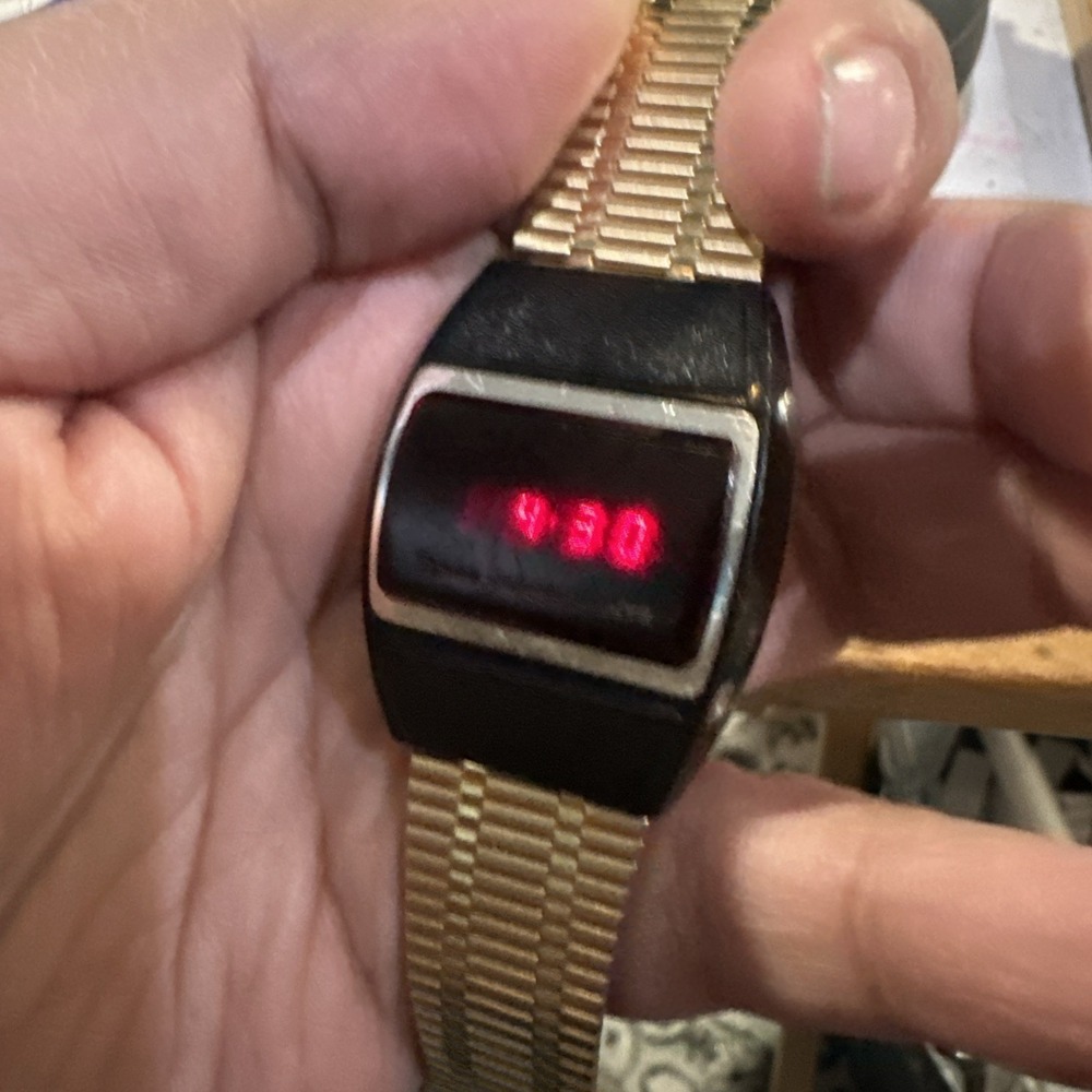 VTG TEXAS INSTRUMENTS Led Mens Watch Series 500 32mm Fit 8 - FOR REPAIR PLS READ